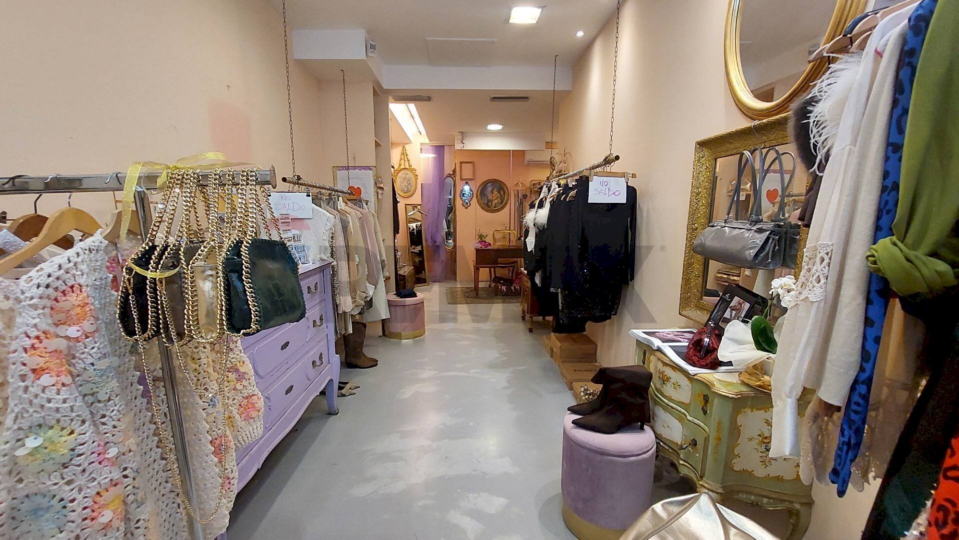 Cabina armadio - Commercial Premises via sant'Ambrogio
 
30, Varazze - photo 3