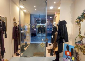 Non correlato - Locale Commerciale via sant'Ambrogio
 
30, Varazze - foto 9