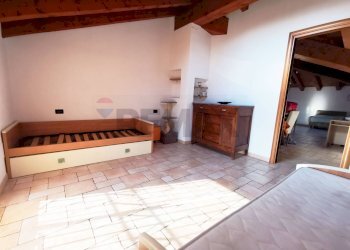 Terrazza - Trilocale BRUGHIERA
 
61, Villa d'Almè - foto 10