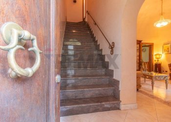 Scale - Quadrilocale Via Roma
 
6, Ischia di Castro - foto 7