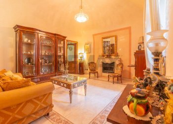 Soggiorno - Quadrilocale Via Roma
 
6, Ischia di Castro - foto 10