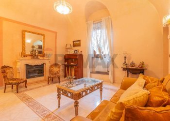 Soggiorno - Quadrilocale Via Roma
 
6, Ischia di Castro - foto 12