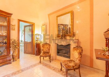 Soggiorno - Quadrilocale Via Roma
 
6, Ischia di Castro - foto 15