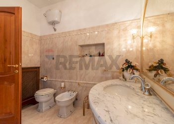 Bagno - Quadrilocale Via Roma
 
6, Ischia di Castro - foto 27