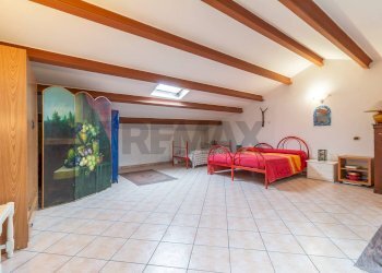 Camera / camera da letto - Quadrilocale Via Roma
 
6, Ischia di Castro - foto 42