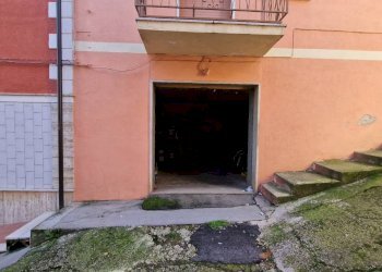 Foto 4 - Box Via Canova
 
1, San Nicandro Garganico - foto 4