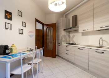 Cucina - Trilocale Via Roberto Cozzi
 
5, Milano - foto 5