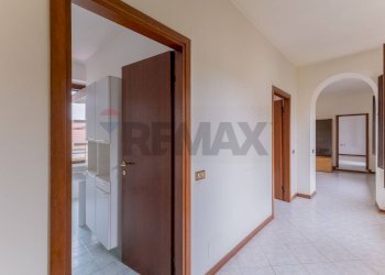 Hall / corridoio - Casa semi indipendente Via Gallazzi
 
2, Busto Arsizio - foto 8