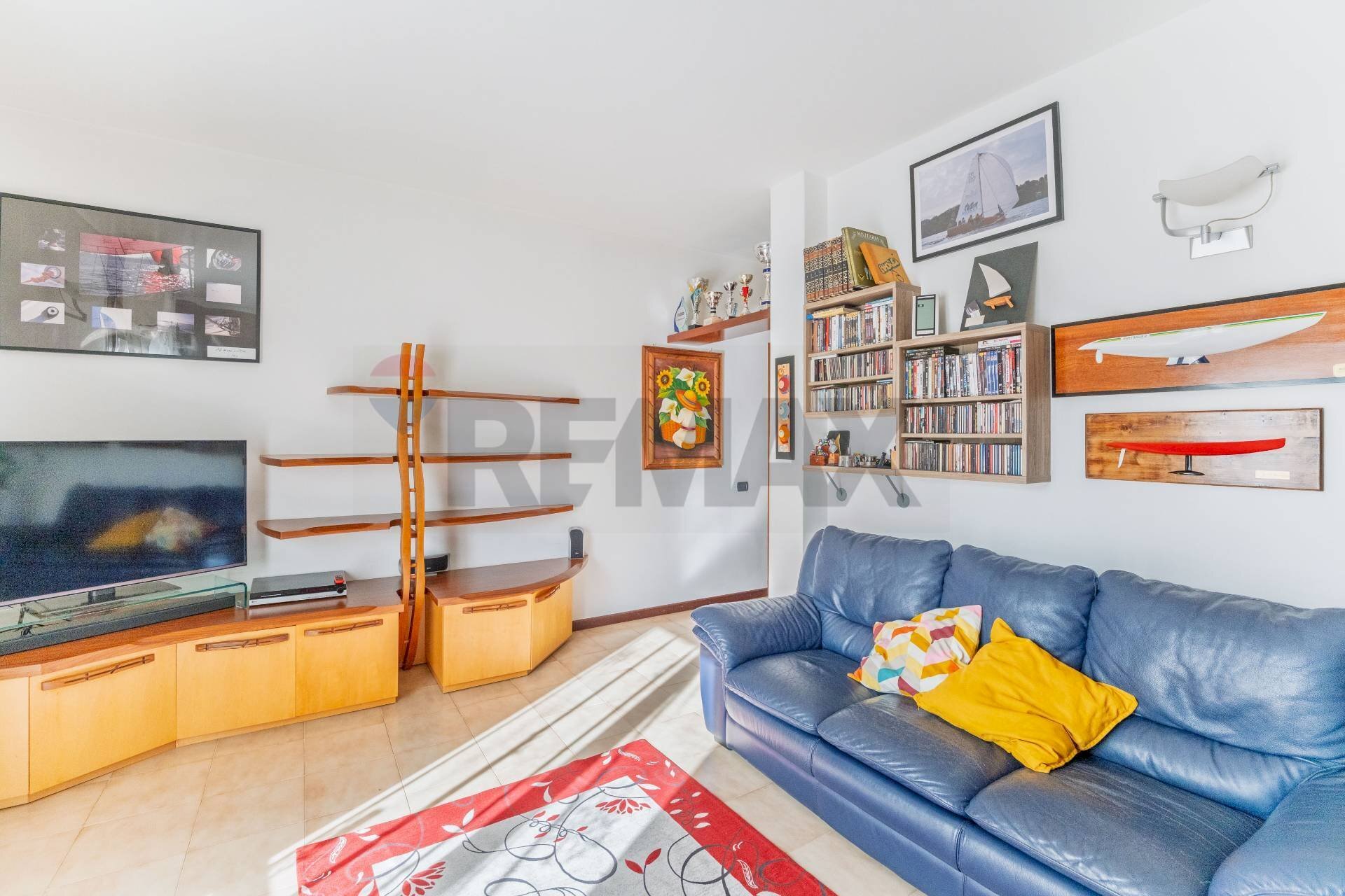 Soggiorno - Trilocale VIA UGO FOSCOLO
 
23, Cassano Magnago - foto 1