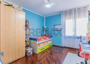 Camera / camera da letto - Trilocale VIA UGO FOSCOLO
 
23, Cassano Magnago - foto 13