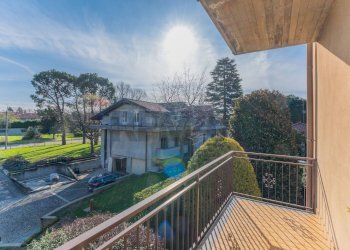 Balcone - Trilocale VIA UGO FOSCOLO
 
23, Cassano Magnago - foto 26