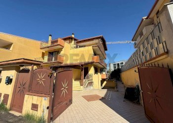 Casa all\'aperto - Terraced Villa Via Federico II
 
10, Cesa - photo 1