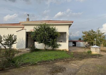 Casa all\'aperto - Casa indipendente Contrada Ferrara
 
1, Vairano Patenora - foto 16