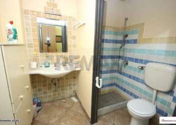 Bagno - Locale Commerciale via passo del carretto
 
11, Bagheria - foto 4