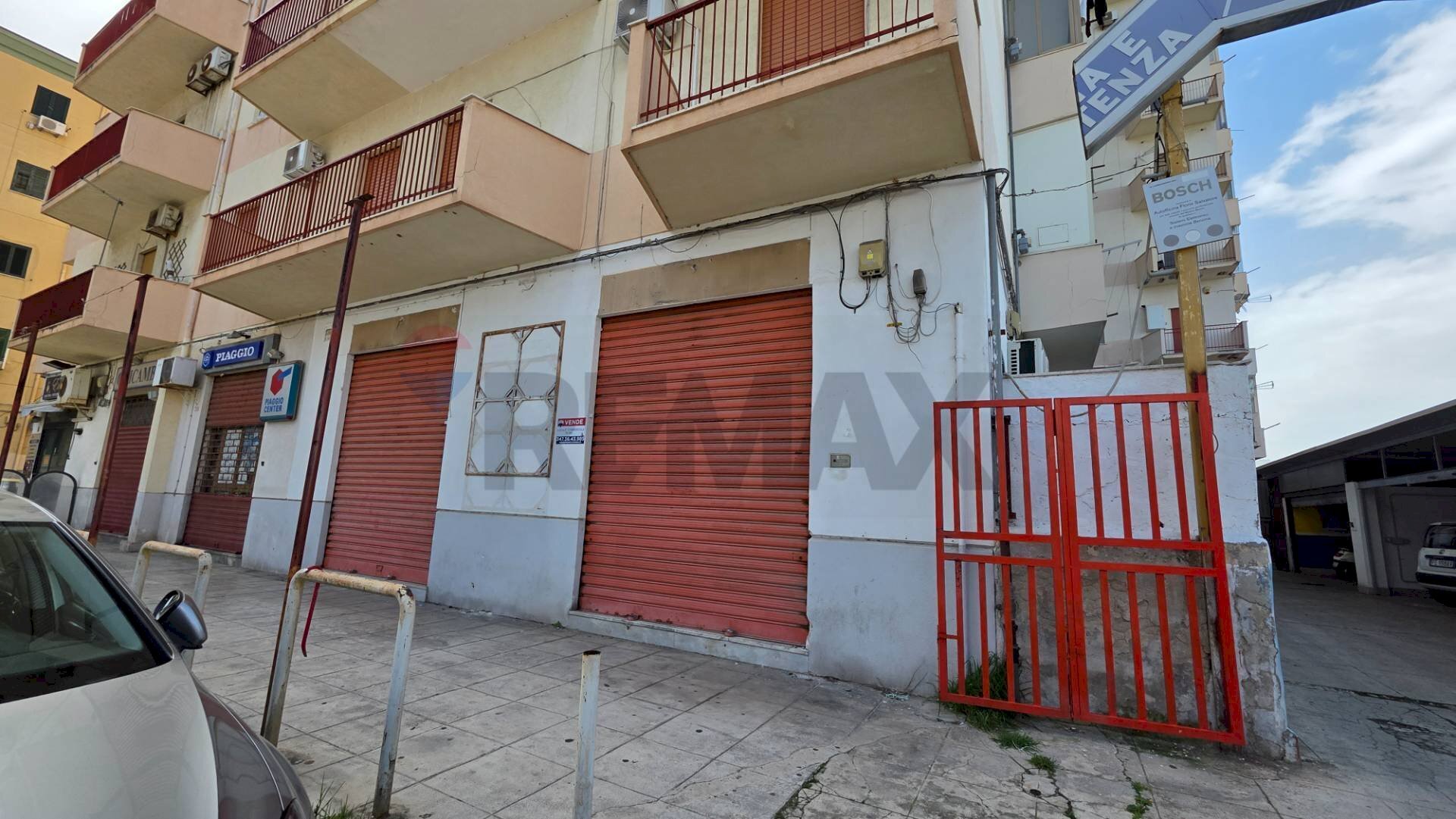 Edificio all\'aperto - Locale Commerciale Via Oreto
 
311, Palermo - foto 3