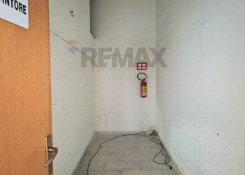 Stanza vuota - Locale Commerciale Via Oreto
 
311, Palermo - foto 20