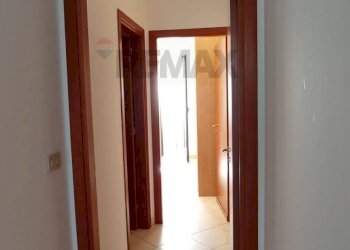 Hall / corridoio - Bilocale via fiume
 
26, Casteldaccia - foto 8