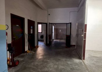 Hall / corridoio - Locale Commerciale via Luigi Marsano
21, Vittoria - foto 2