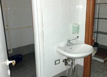 Foto 13 - Commercial Activity Piazza Grande
 
10, Livorno - photo 12