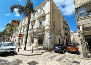 Edificio all\'aperto - Appartamento Brindisi - foto 1
