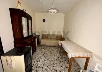 Soggiorno - Casa semi indipendente Via Armando Diaz
 
11, Celenza Valfortore - foto 20