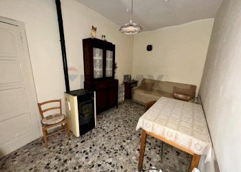 Soggiorno - Casa semi indipendente Via Armando Diaz
 
11, Celenza Valfortore - foto 21