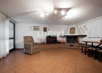 Foto 6 - Villa a Schiera Viale Gorgia Di Leontini
 
330, Roma - foto 5