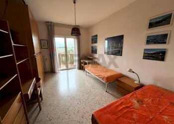 Camera / camera da letto - Quadrilocale Via Camillo Rosalba
 
46/f, Bari - foto 3