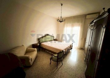 Camera / camera da letto - Quadrilocale Via Camillo Rosalba
 
46/f, Bari - foto 4