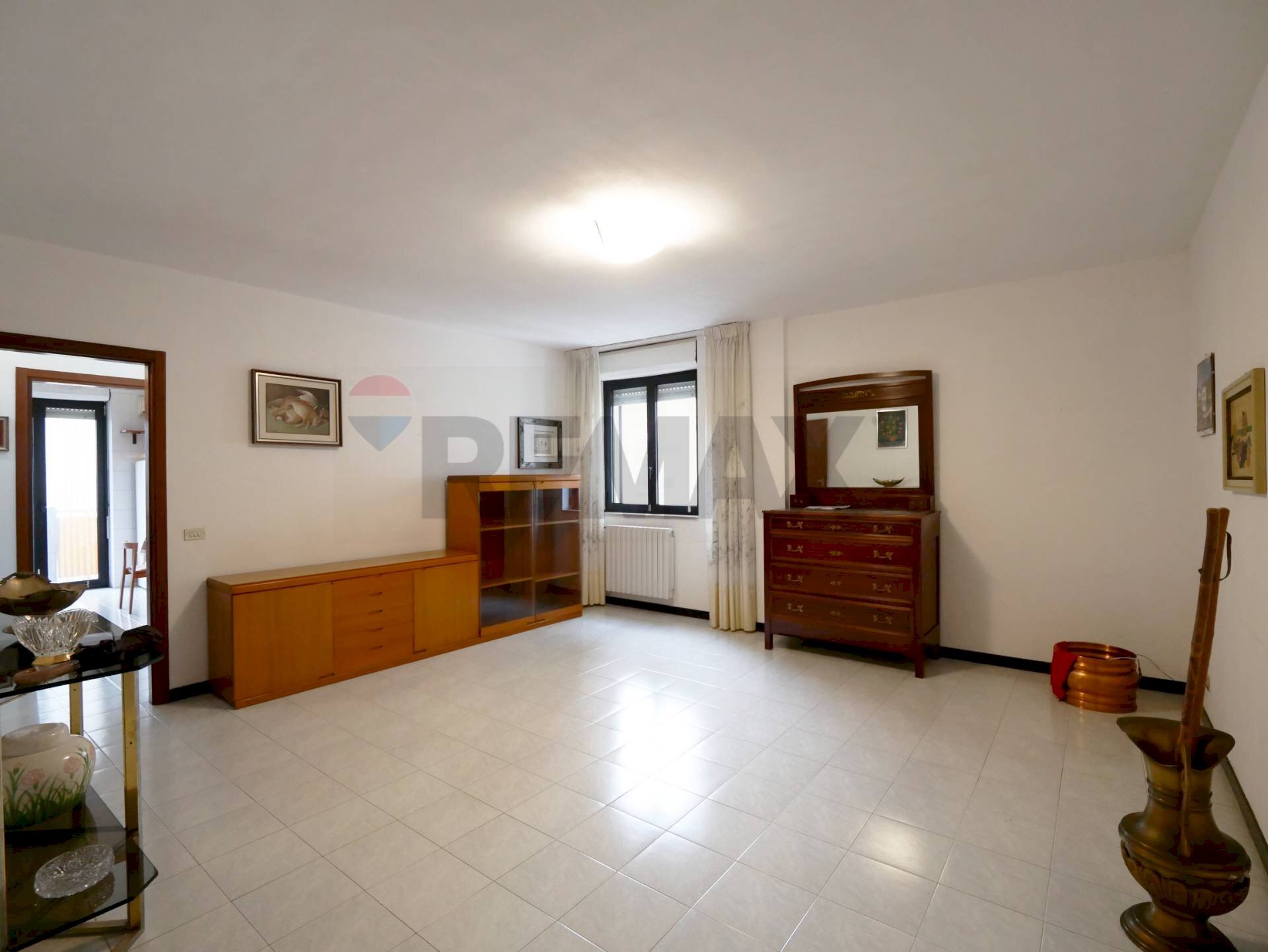 Soggiorno - Three-room apartment Via Giacomo Giacobelli
 
23, Bari - photo 2