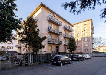 Edificio all\'aperto - Three-room apartment Via Luigi Galvani
 
10, Parma - photo 2