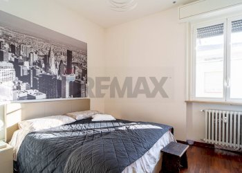 Camera / camera da letto - Three-room apartment Via Luigi Galvani
 
10, Parma - photo 11