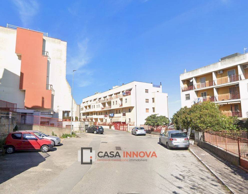 Foto 2 - Magazzino Via De Amici, Matera - foto 2