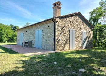 Facciata - Rustico Località San Venanzo, Cingoli - foto 1