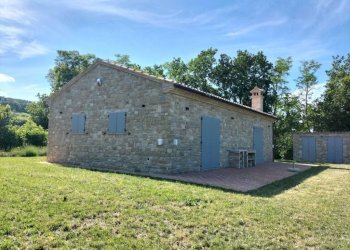 Facciata - Rustico Località San Venanzo, Cingoli - foto 8
