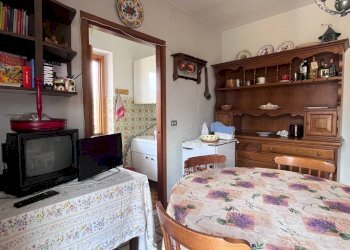 Soggiorno - Three-room apartment via Villaggio Edelweiss, 3/c, Gravere - photo 14