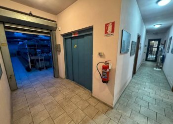 Disimpegno - Capannone via Vittorio Arconti, 11, Gallarate - foto 2