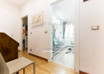 Disimpegno - Trilocale corso Firenze, Genova (zona Castelletto) - foto 26