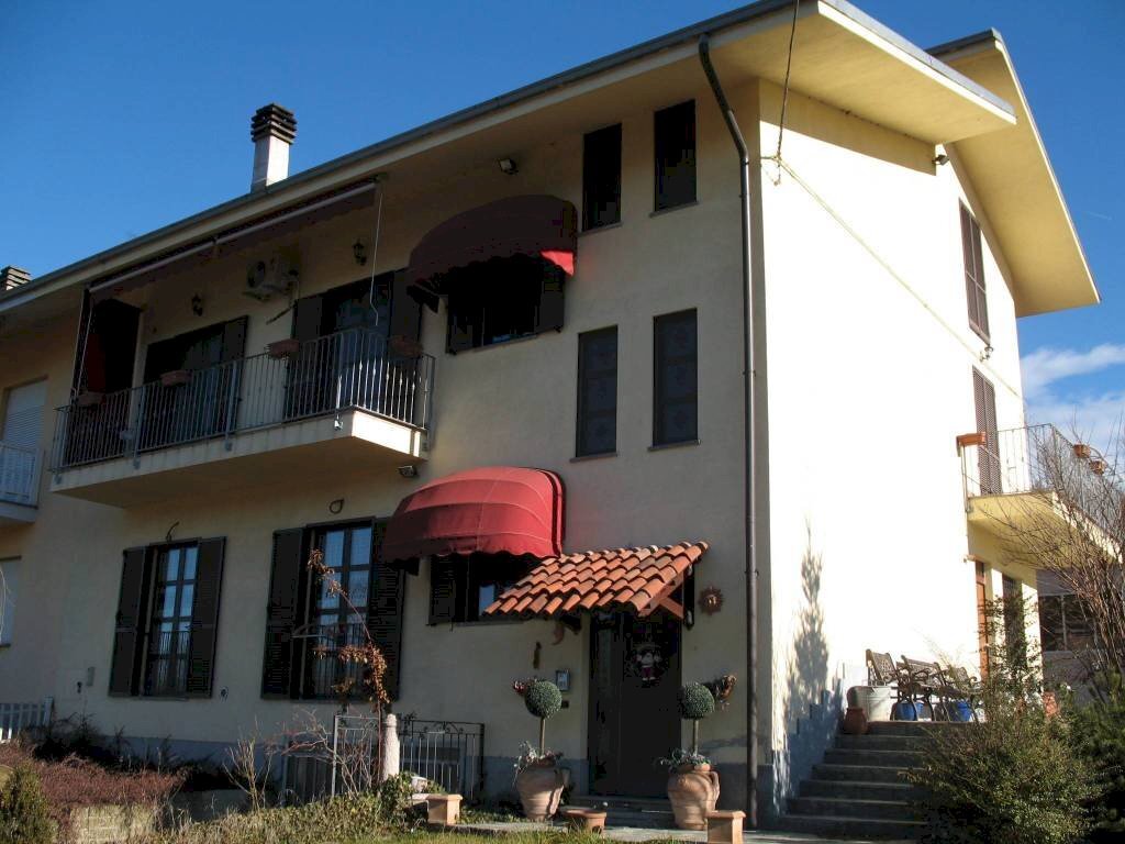 Facciata - Villa Località Sigola, 94, Baldissero d'Alba - foto 2