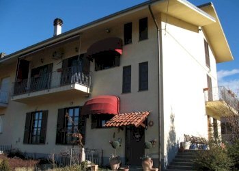 Facciata - Villa Località Sigola, 94, Baldissero d'Alba - foto 2