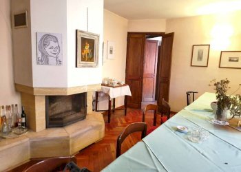 Salone - Appartamento via del Cantalupo, 2, Rocca de' Baldi - foto 2