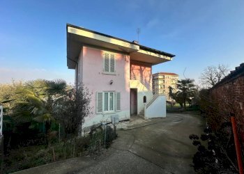 Cortile interno - Villa vicolo Imbuto, Chieri - foto 43