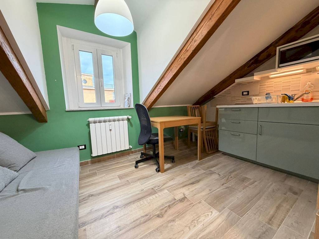 Soggiorno - Attic corso San Maurizio, 63, Torino (neighborhood Vanchiglia) - photo 3