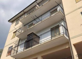 Facciata - Four-room apartment Frazione Vellego, 74, Casanova Lerrone - photo 17