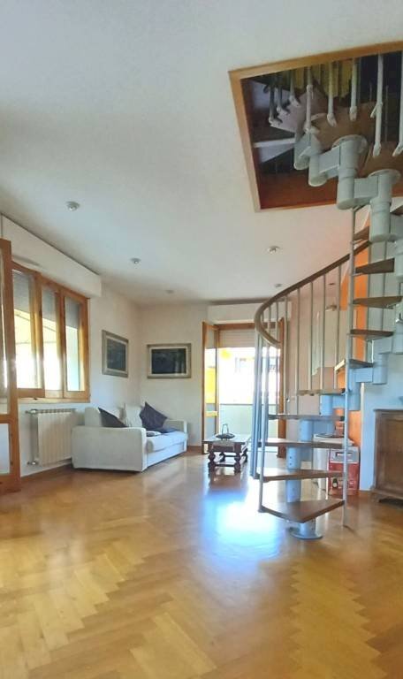 Salone - Appartamento via Spartaco Lavagnini, Bagno a Ripoli - foto 2