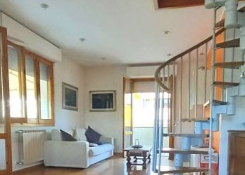 Salone - Appartamento via Spartaco Lavagnini, Bagno a Ripoli - foto 2