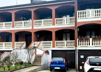 Facciata - Villa a Schiera via Marocchi, 45, Poirino - foto 2