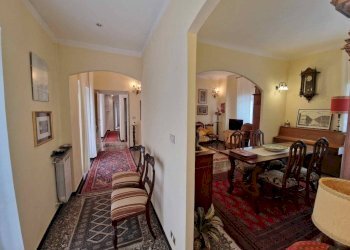 Ingresso - Quadrilocale Genova (zona Castelletto) - foto 8