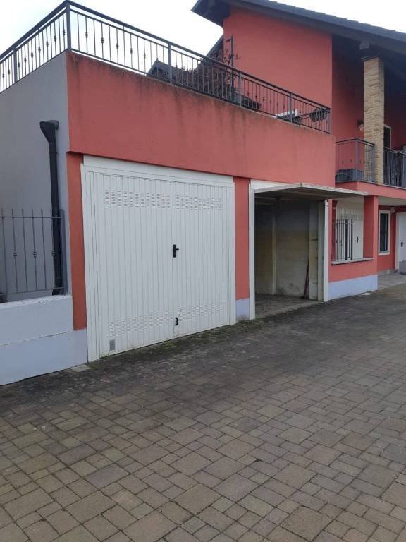 Box auto - Magazzino via Riva, 12B, Buttigliera d'Asti - foto 1