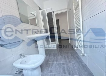 Bagno - Monolocale Bologna (zona Mazzini) - foto 13